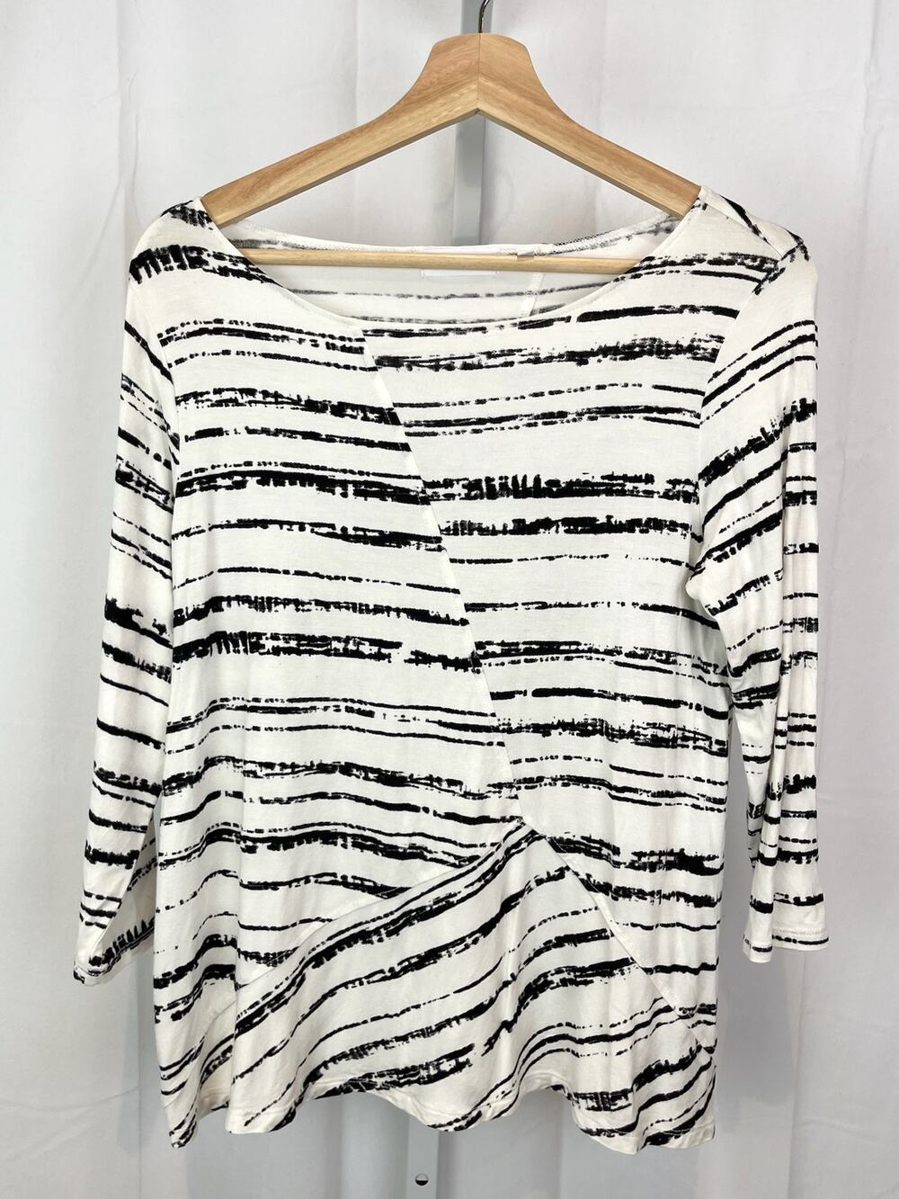 HABITAT Sz S Boat Neck 3/4 Sleeve Jersey Top Asymmetric Seam Stripe White Black